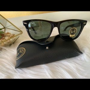 Ray Ban Wayfarer Sunglasses